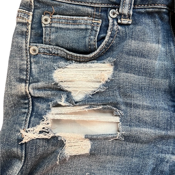 American Eagle Hi-Rise Shortie Distressed Denim Shorts Size 0 - Picture 4 of 13